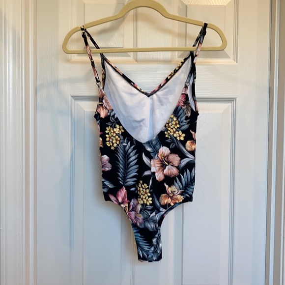 Rhythm one piece suit. - Picture 2 of 3